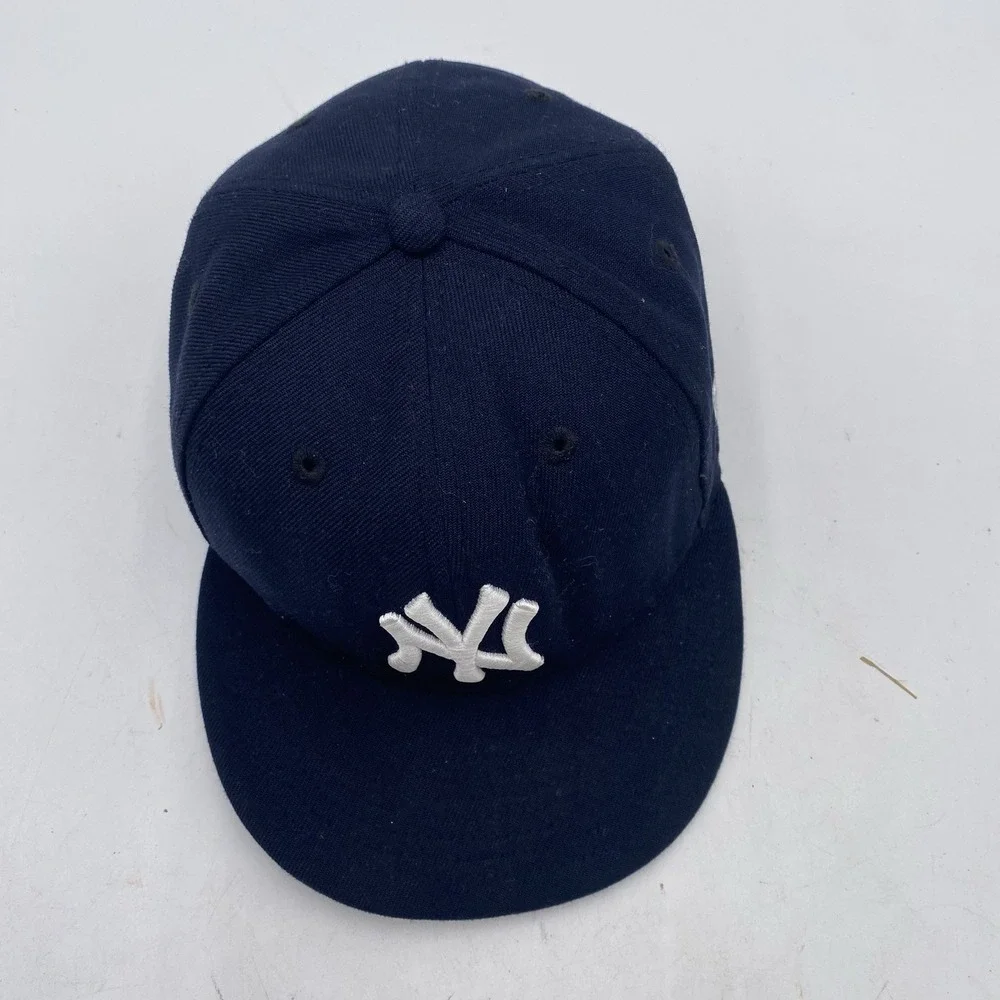 New York Yankees‎ Hat New Era 59Fifty Size 7 1/2 Custom Embroidered Cleaned Blue